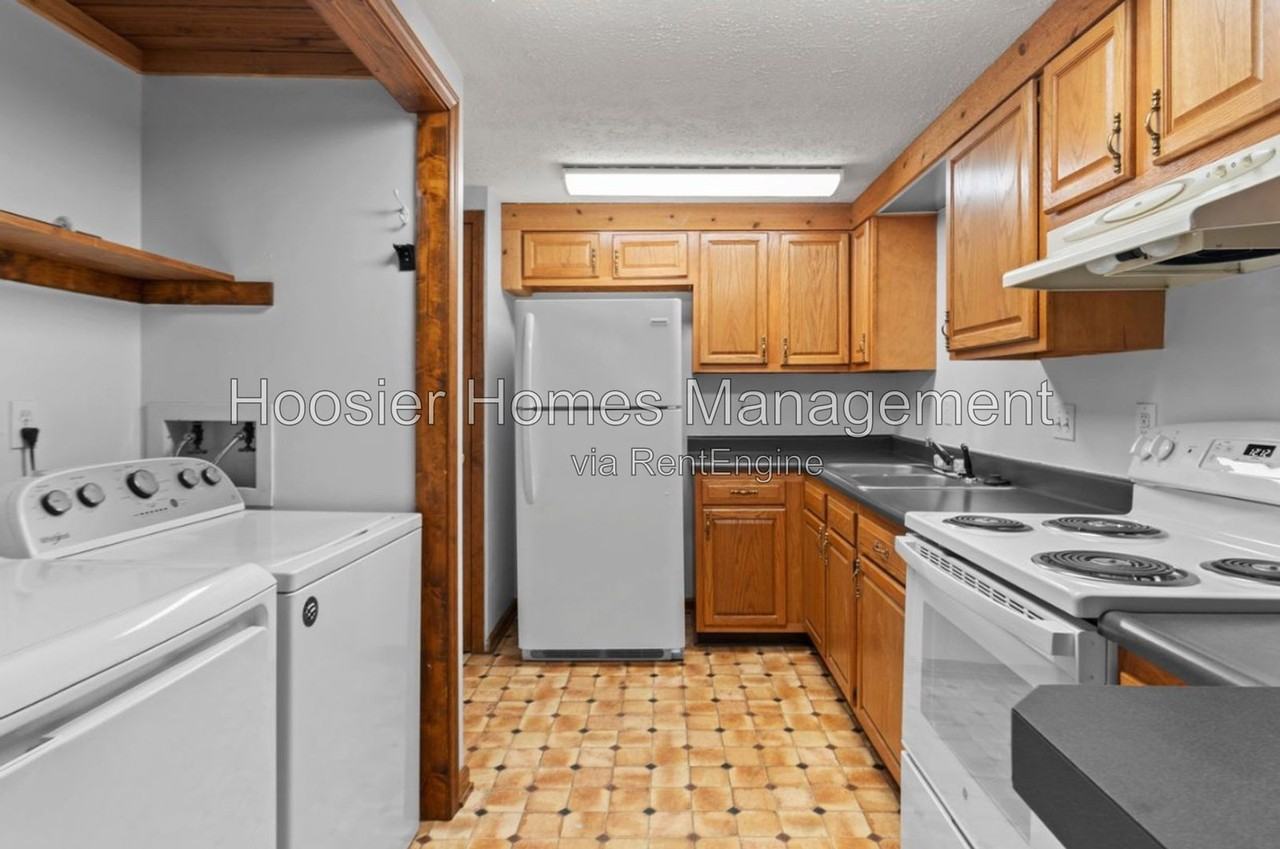 2919 S East St - Photo 6 of 14
