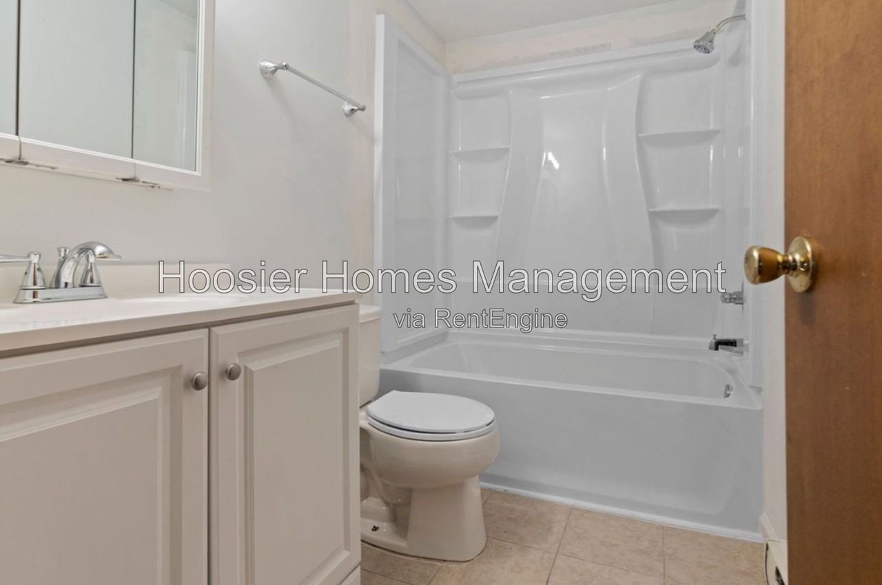 2919 S East St - Photo 7 of 14