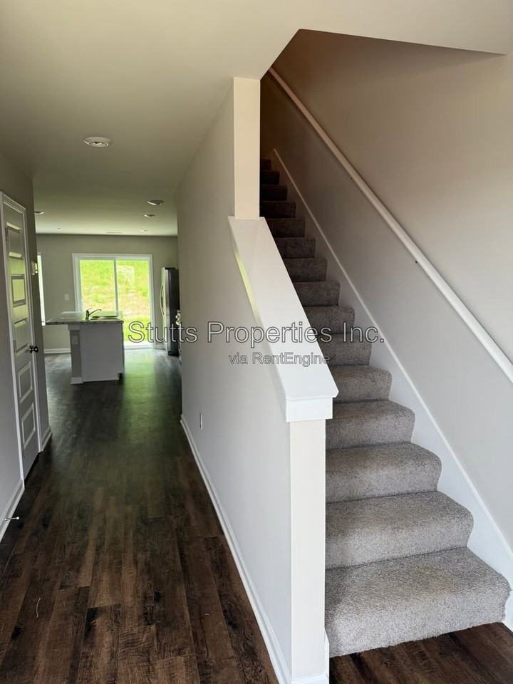 Hudson Rd - Photo 6 of 14