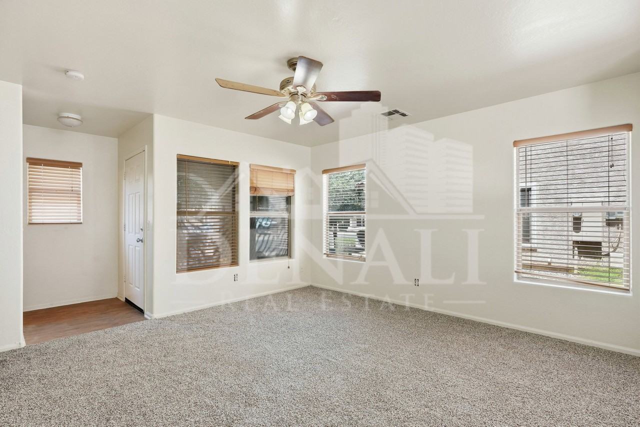 4923 N 108th Dr - Photo 6 of 23