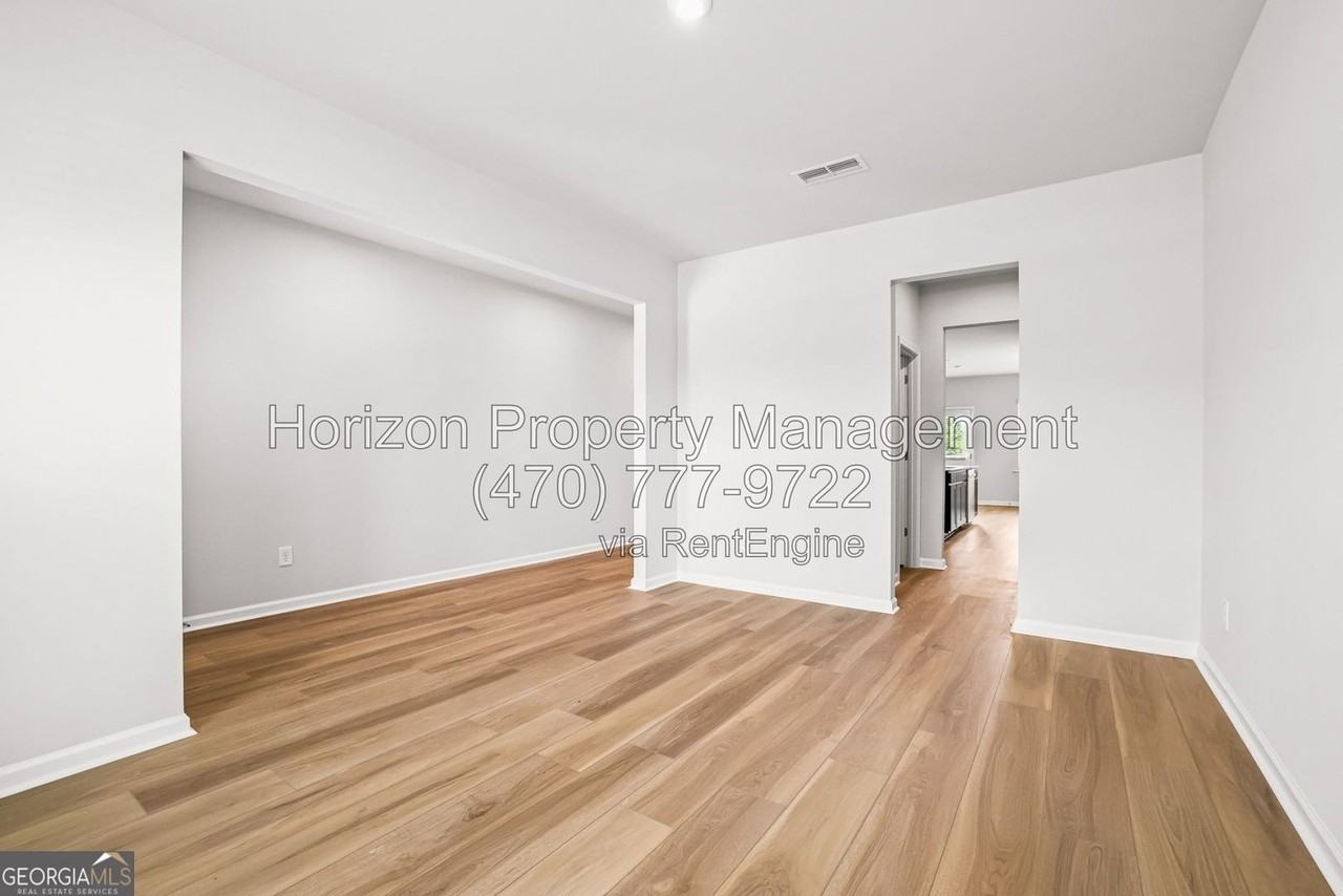 3116 Morris Hills Drive - Photo 2 of 23