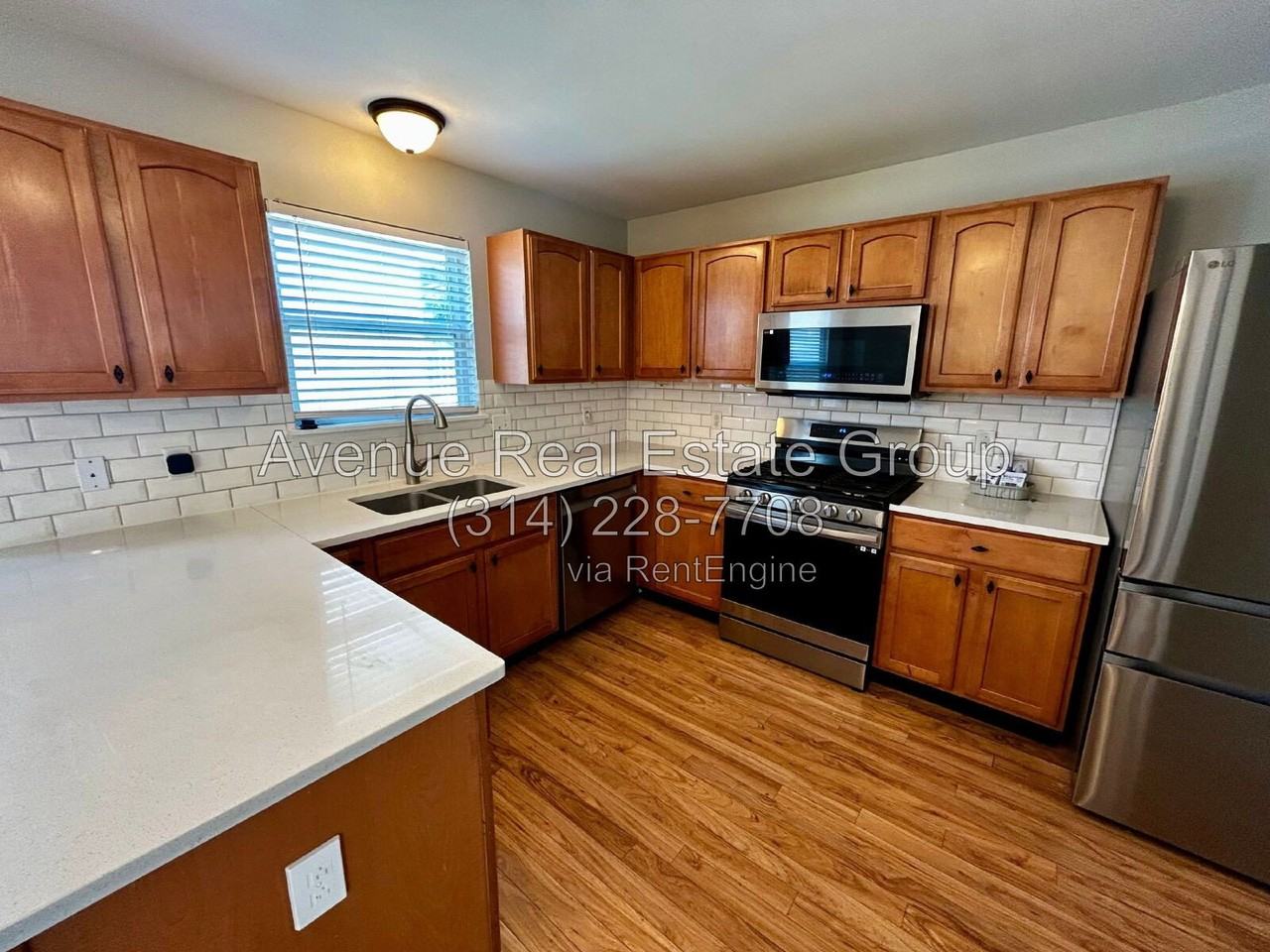 203 Hawksbury Pl - Photo 4 of 32