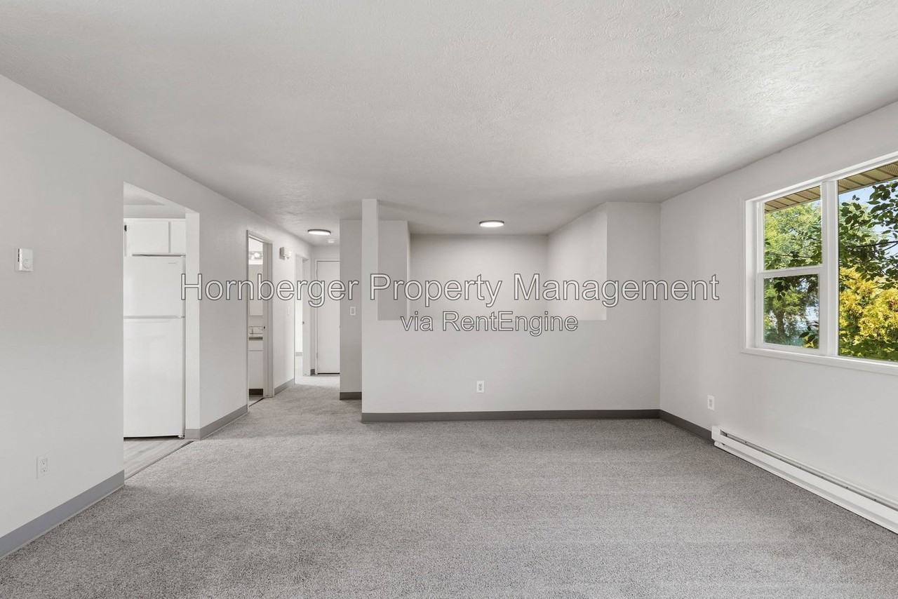 1721 N Glenn Rd - Photo 6 of 30