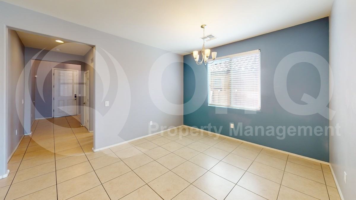 6168 W Bandelier Ct - Photo 3 of 19