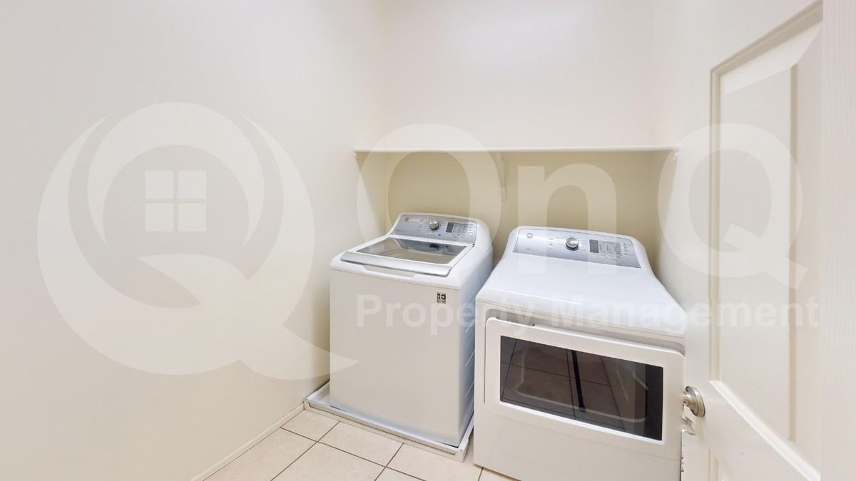 6168 W Bandelier Ct - Photo 4 of 19