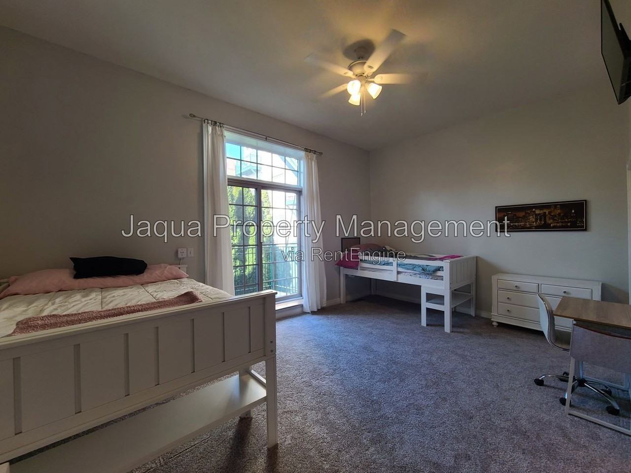 1117 Broad St #T5 - Photo 5 of 22