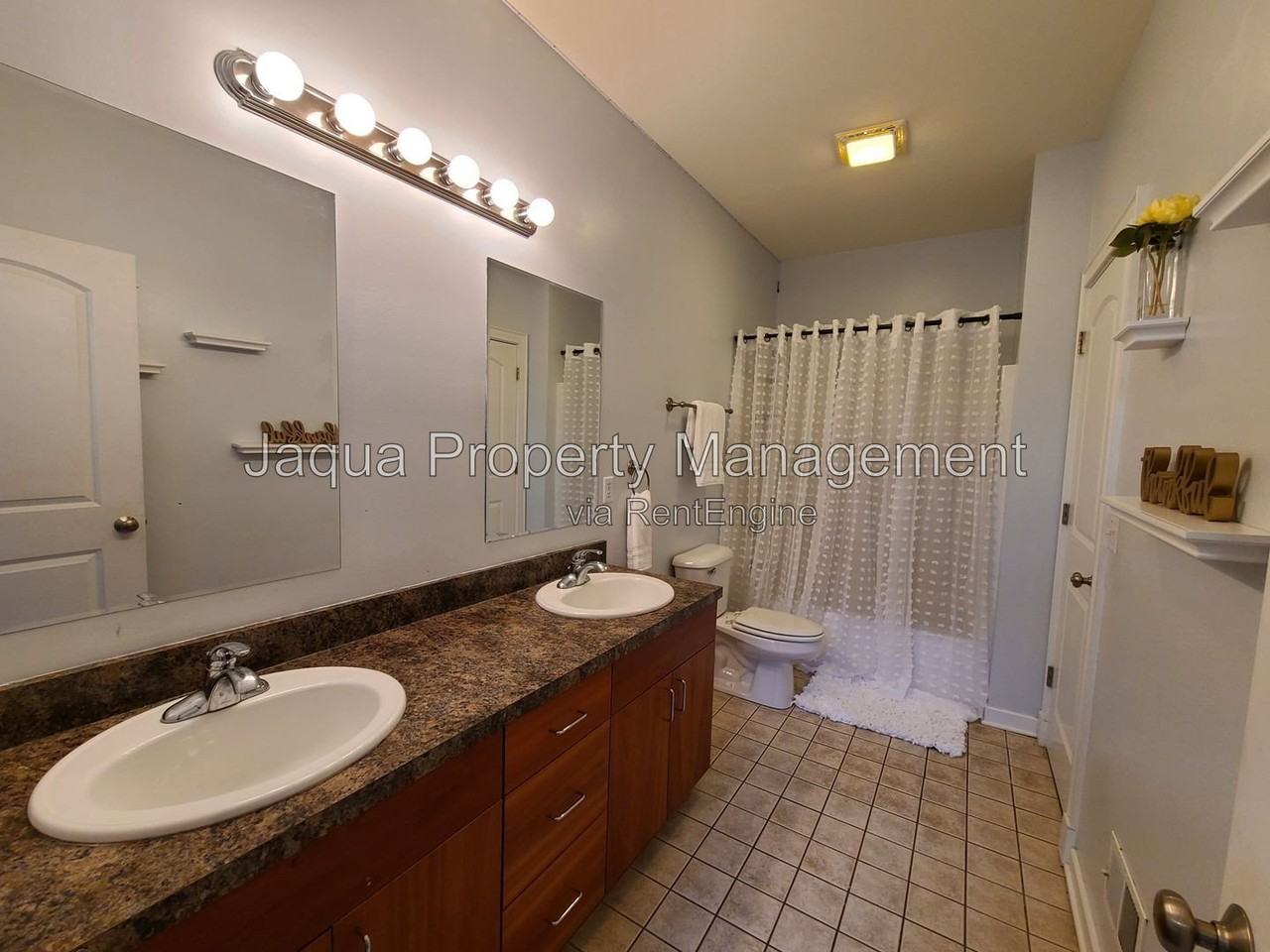 1117 Broad St #T5 - Photo 7 of 22