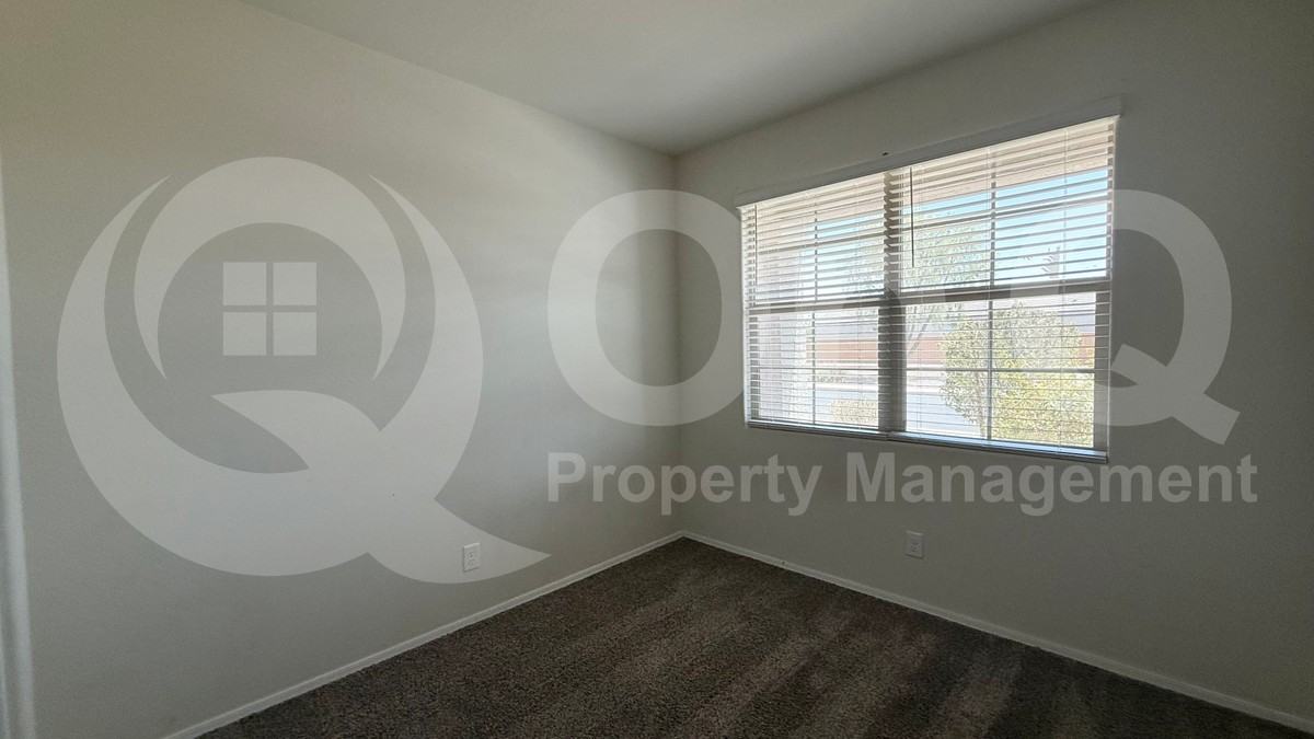 1645 N Westfall Trl - Photo 6 of 35