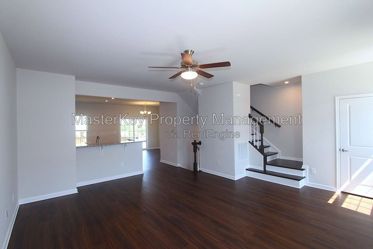 1160 Platform Dr - Photo 5 of 23