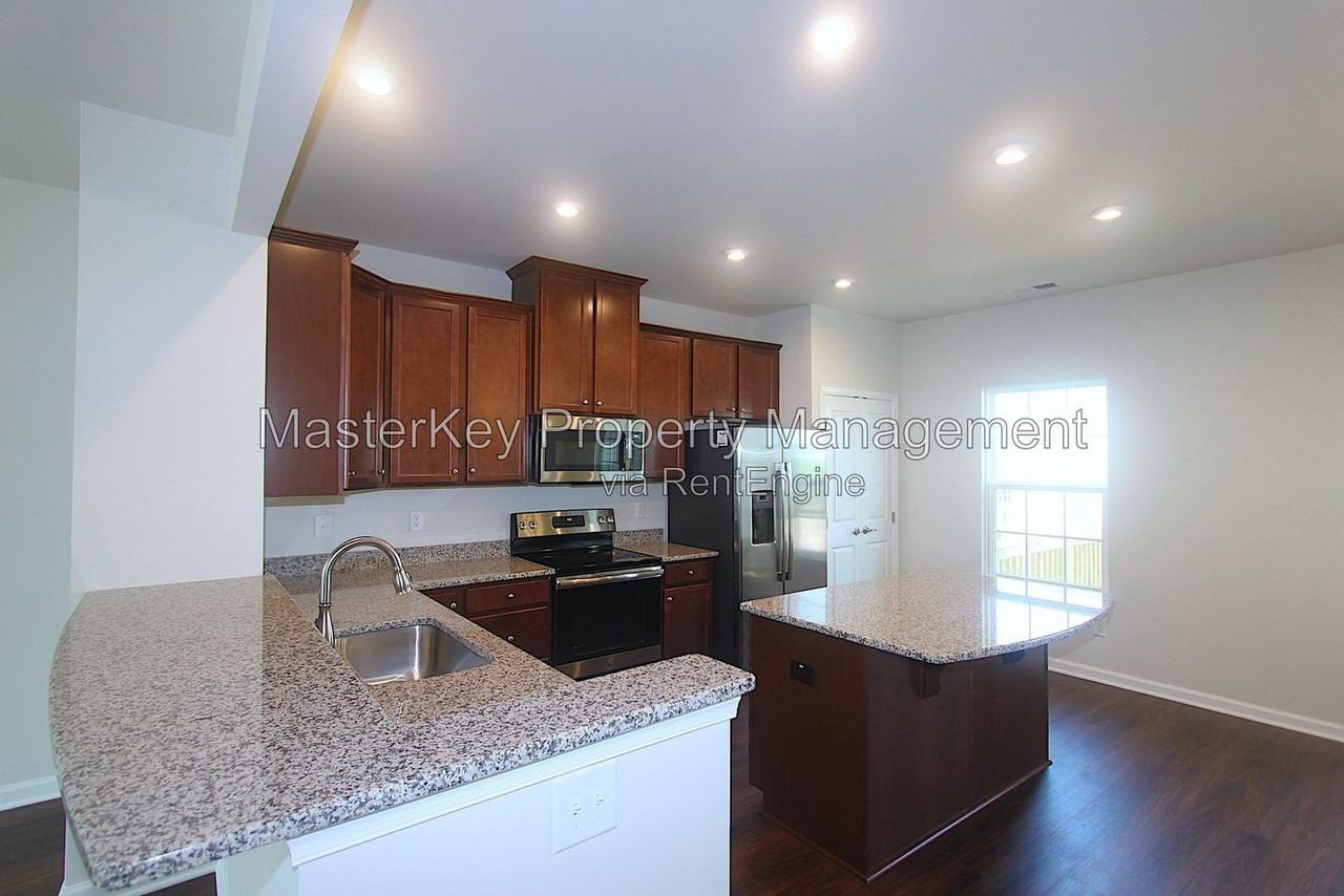 1160 Platform Dr - Photo 6 of 23