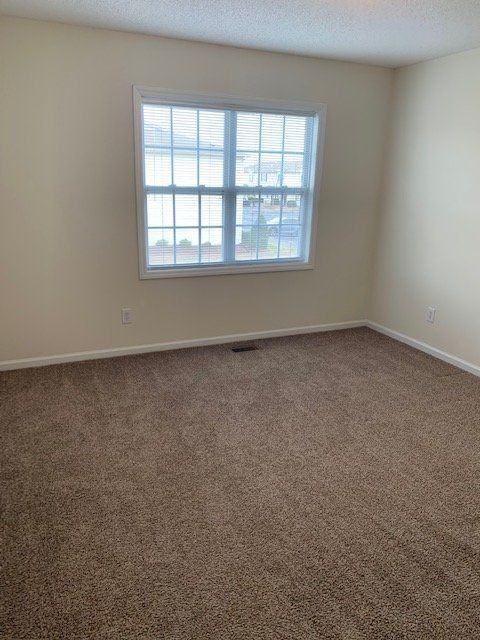 2152 Flagstone Ct - Photo 6 of 15