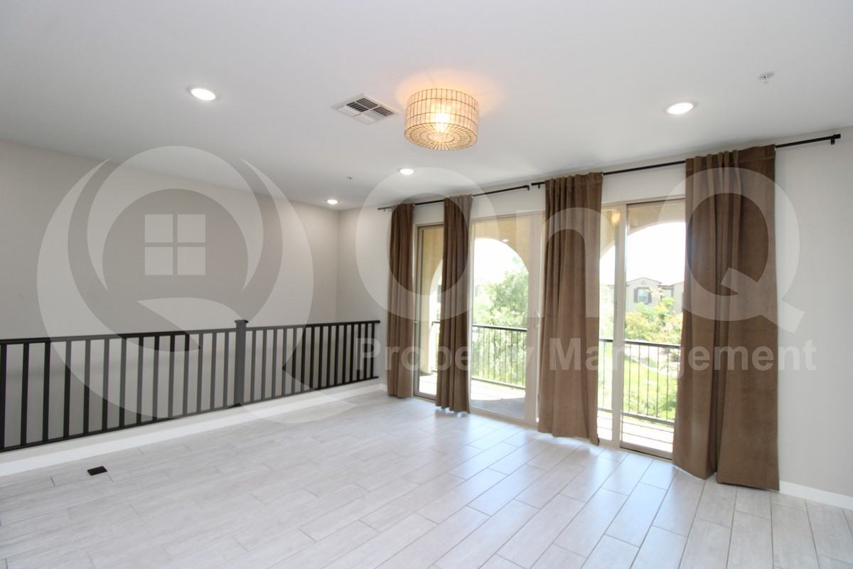 155 N Lakeview Blvd #257 - Photo 5 of 19