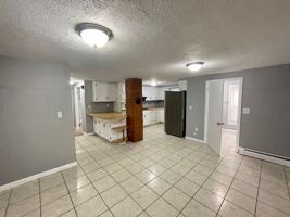 featured image of 266 Douglas St #1