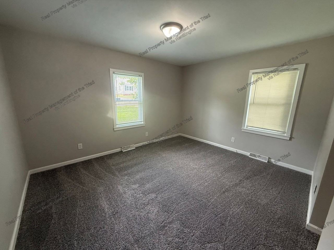 507 Lowdermilk St - Photo 6 of 18
