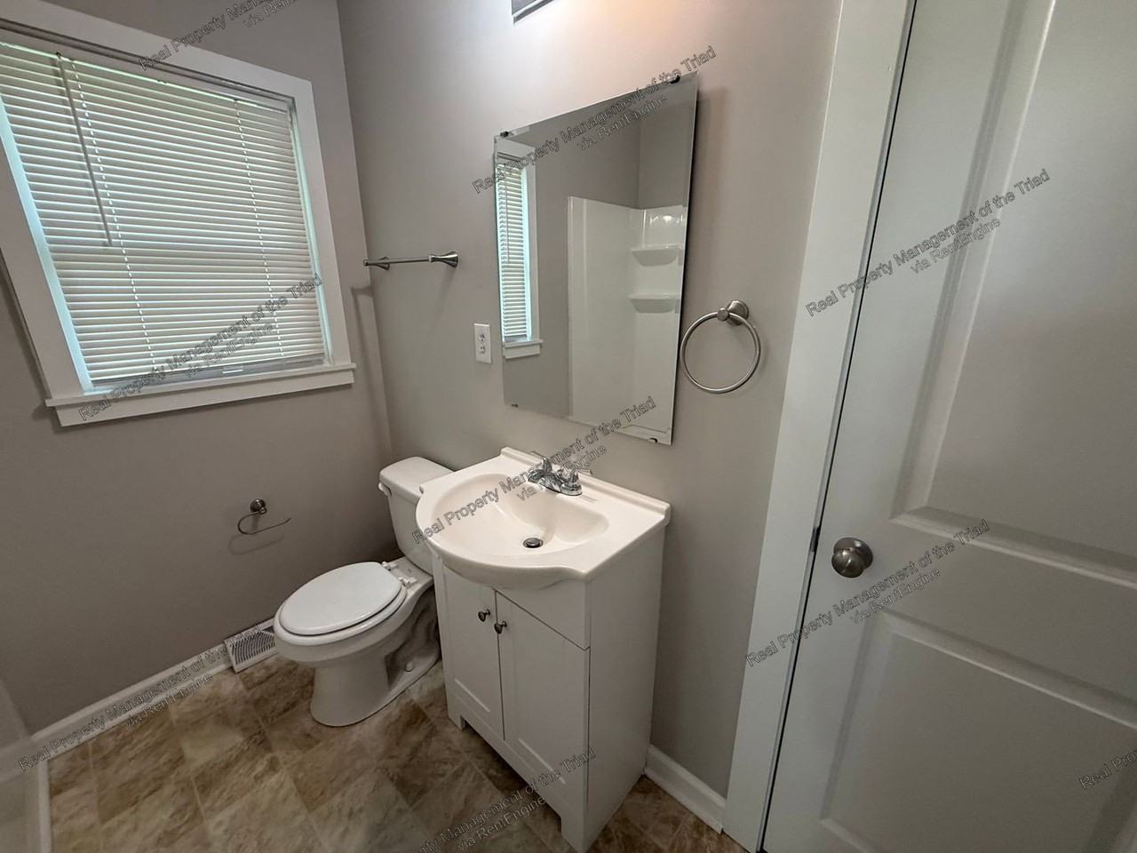 507 Lowdermilk St - Photo 7 of 18