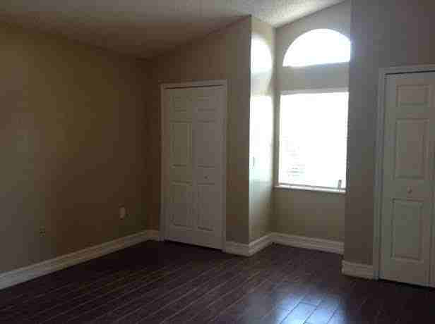 8215 Golden Chickasaw Cir - Photo 5 of 12