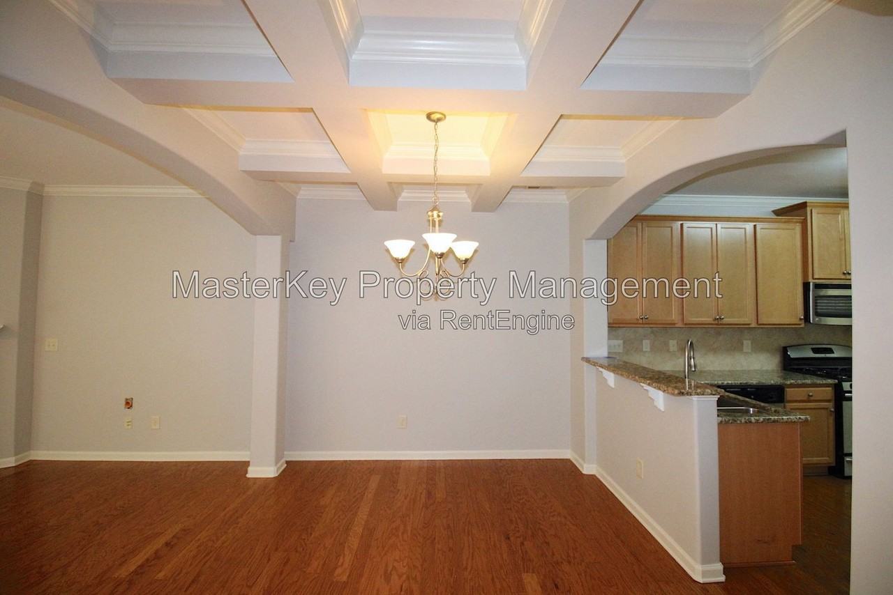 533 Matheson Pl - Photo 6 of 20