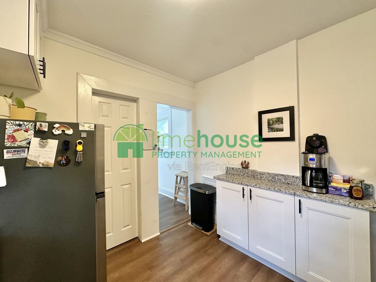 2835 Somme Ave - Photo 7 of 13
