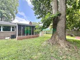 417 Lynn Shores Dr - Photo 1 of 1