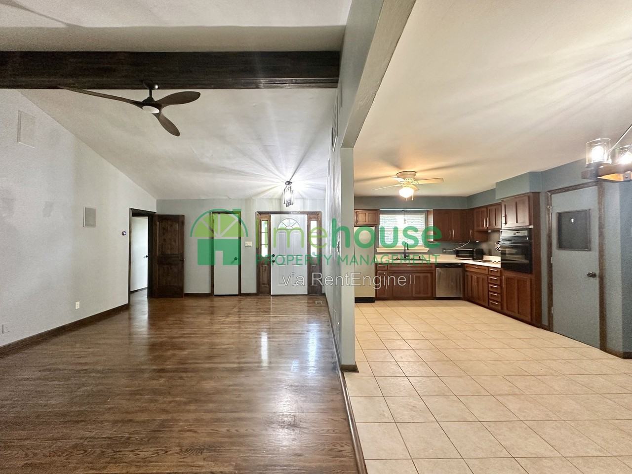 417 Lynn Shores Dr - Photo 4 of 20