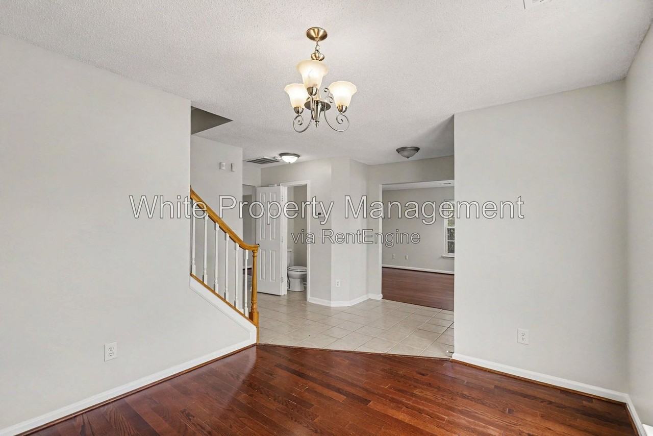 1716 Starling Ct - Photo 3 of 29