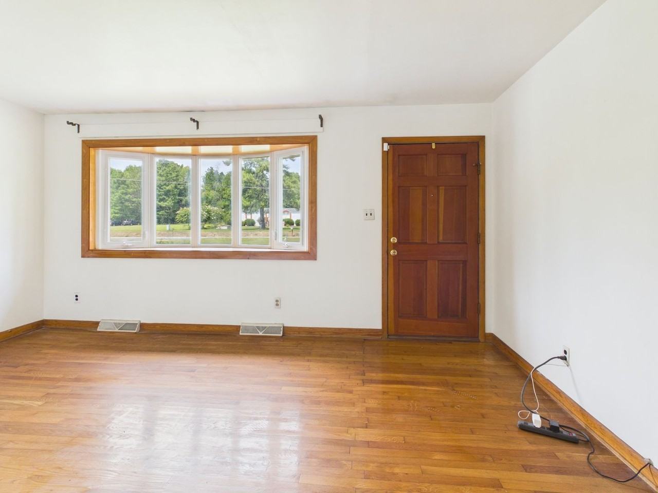 11625 Reedy Branch Rd - Photo 6 of 44