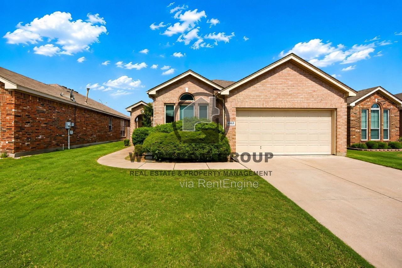4552 Rush River Trl - Photo 3 of 32