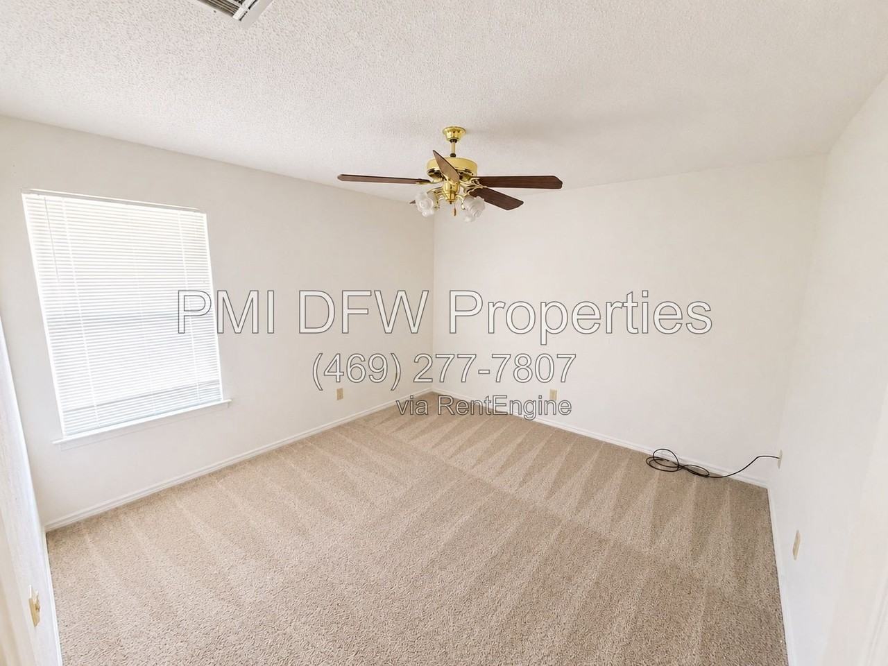 2332 Boardwalk Dr - Photo 7 of 14
