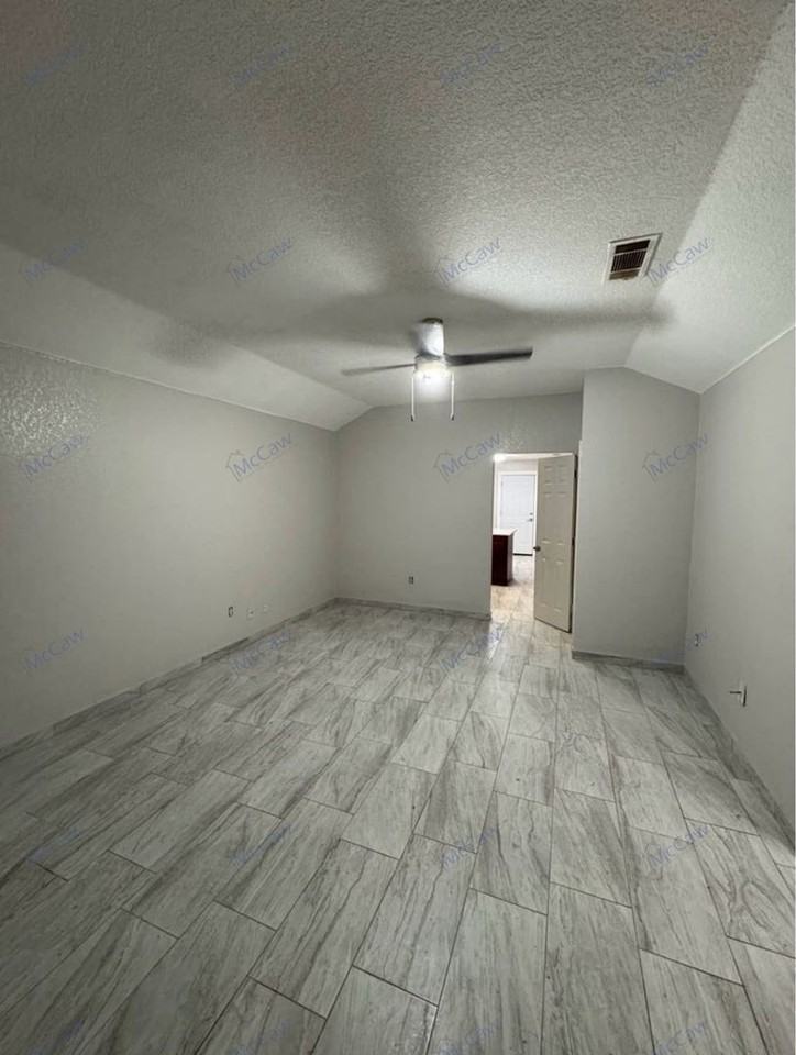 5304 Carol Ave - Photo 3 of 11