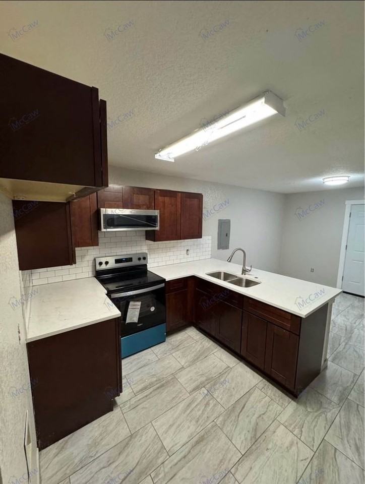 5304 Carol Ave - Photo 4 of 11
