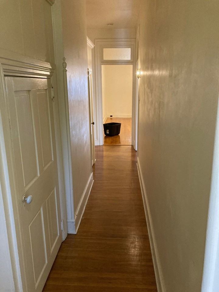228 N Duke St #2 - Photo 5 of 8
