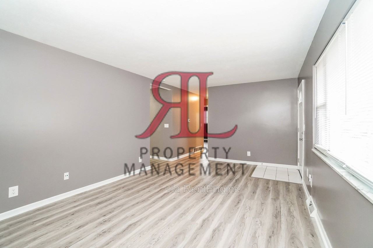 1422 Weldon Ave - Photo 6 of 25