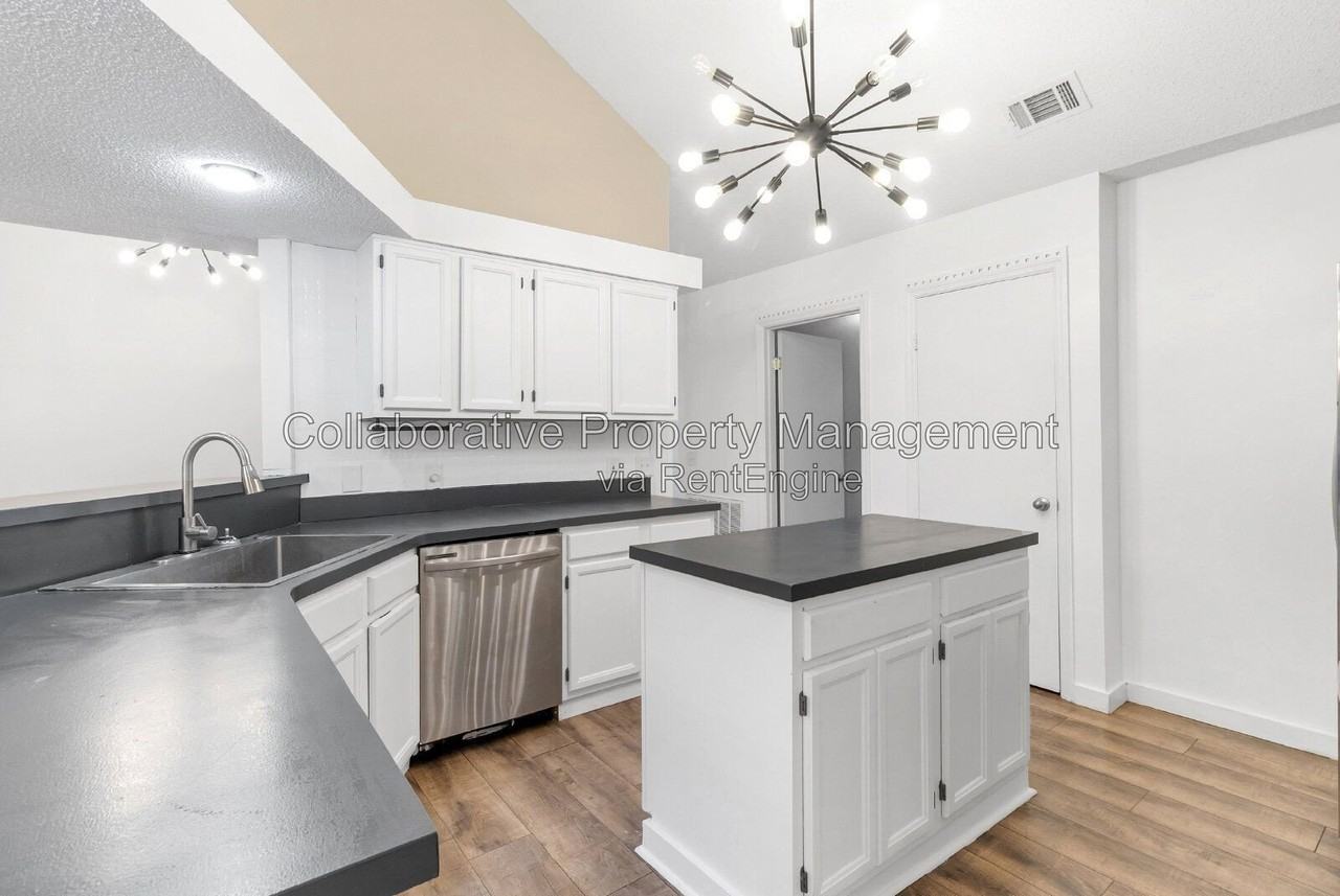 6 English Saddle Ct - Photo 5 of 24