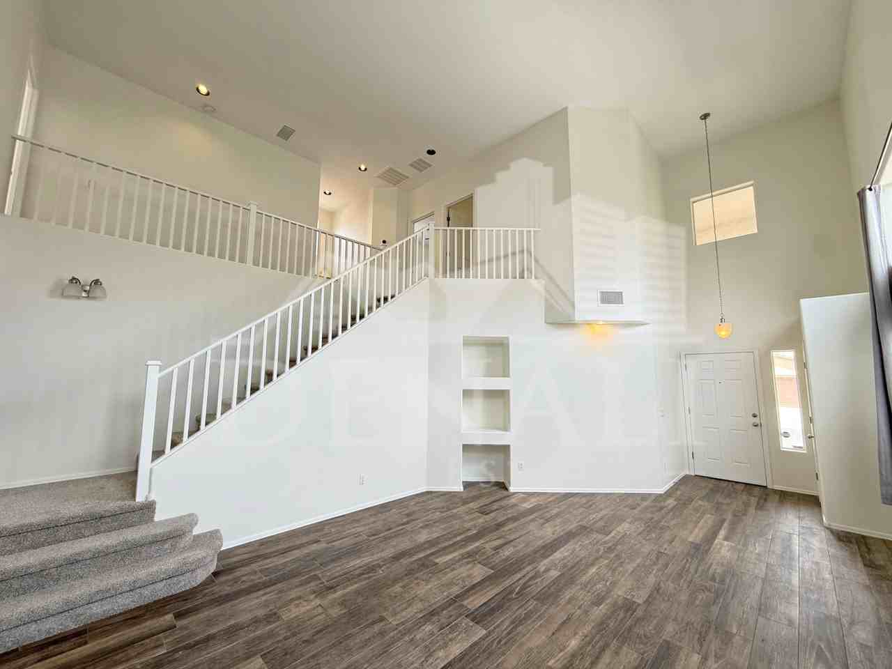 1275 E Marcella Ln - Photo 4 of 30