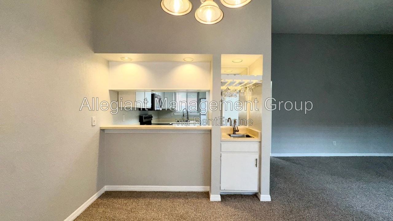 655 Trinidad Ct #655 - Photo 5 of 26