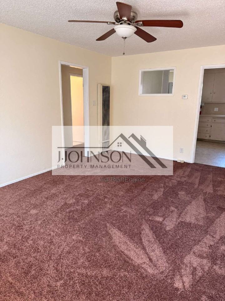 1554 165th Ave - Photo 3 of 10