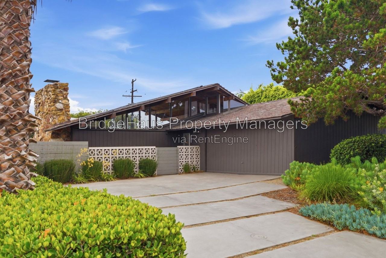 1541 Garrison Pl - Photo 3 of 50