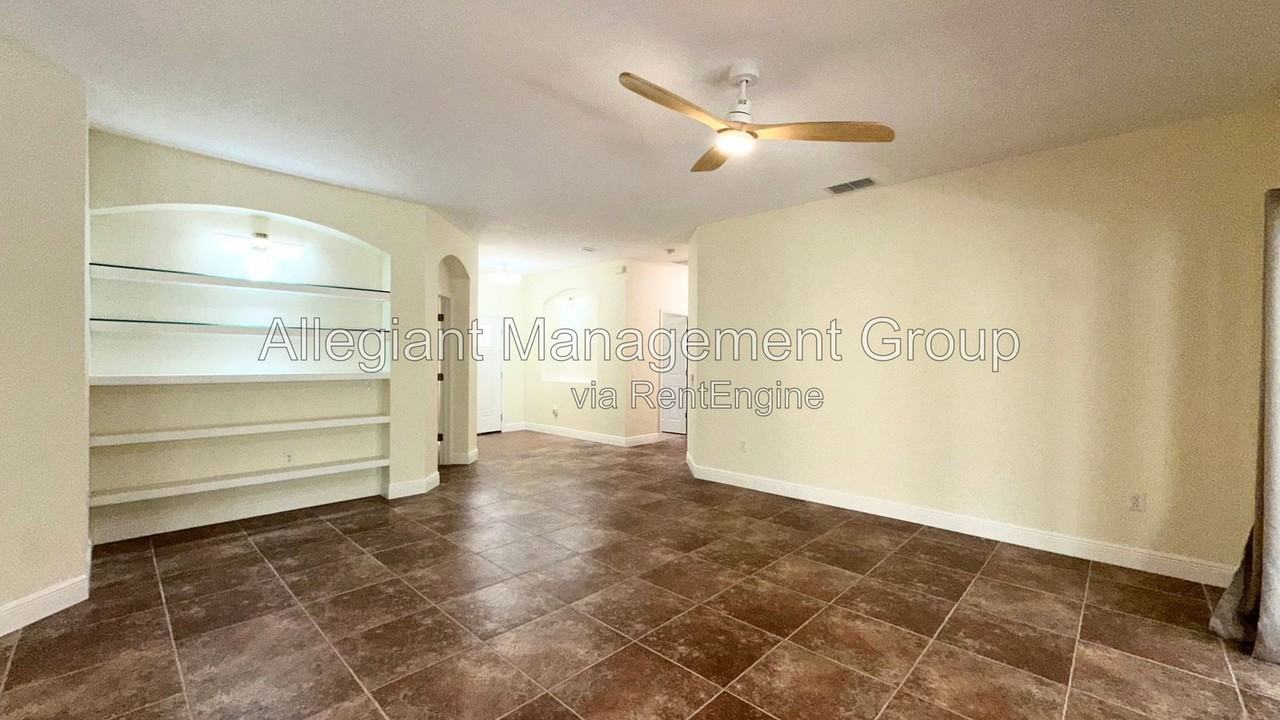 1287 Glendora Rd N - Photo 3 of 50