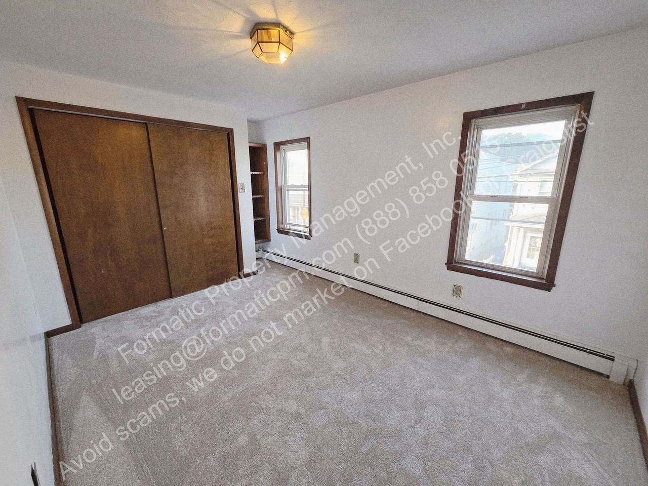149 E Columbus Ave - Photo 6 of 10