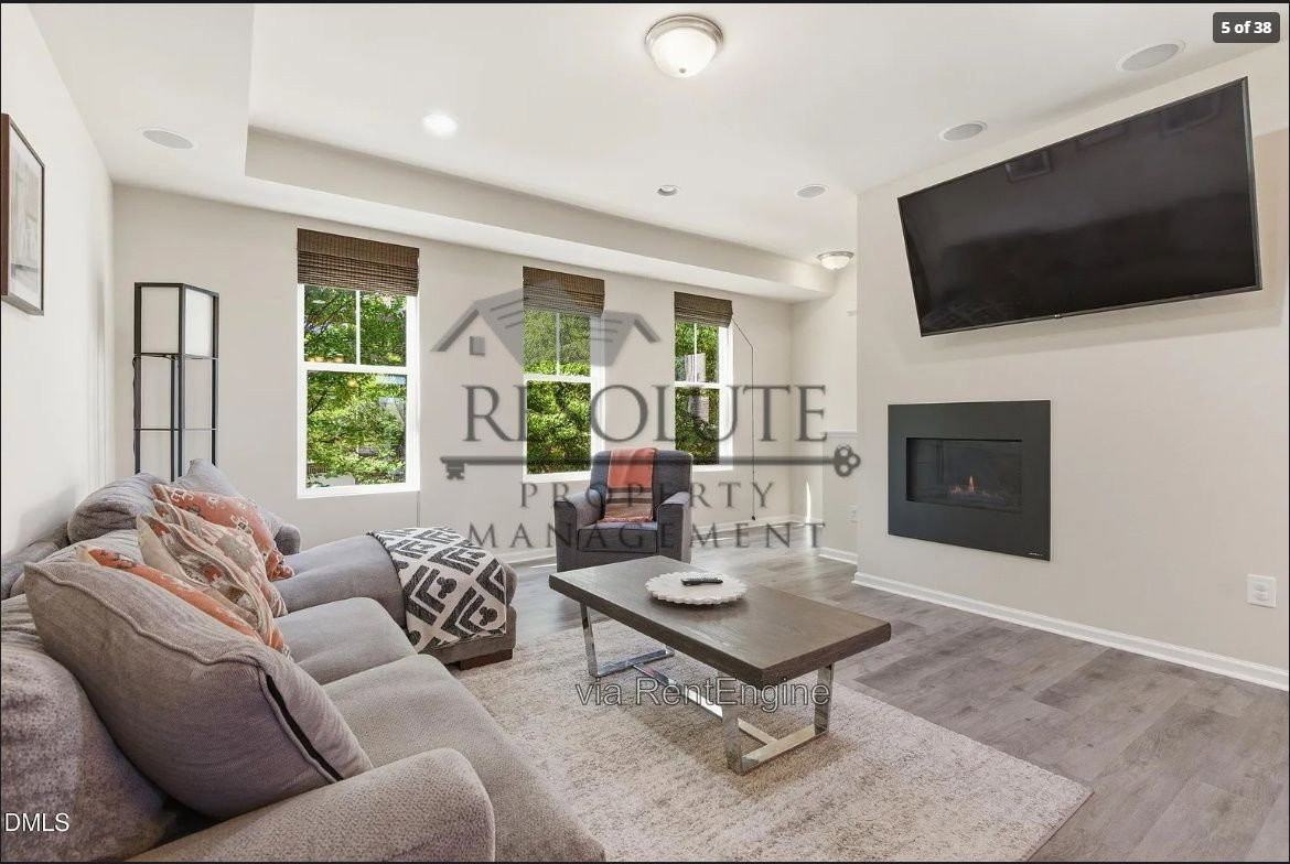 4116 Sykes St - Photo 4 of 25