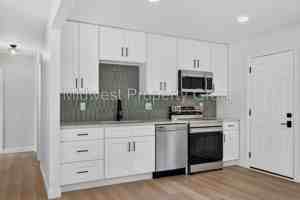 featured image of 13 S Perry Cir