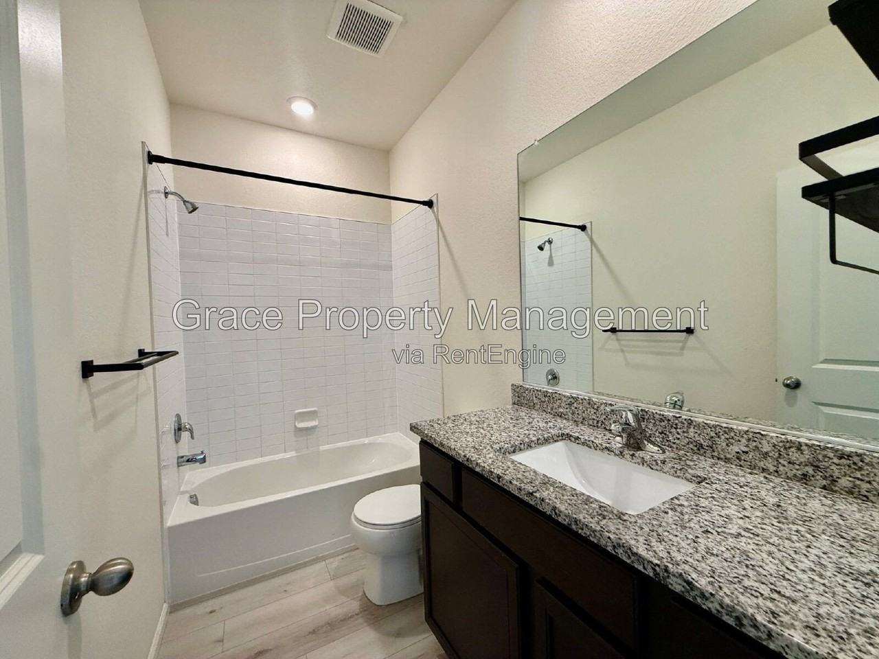 524 Jordan St - Photo 5 of 21