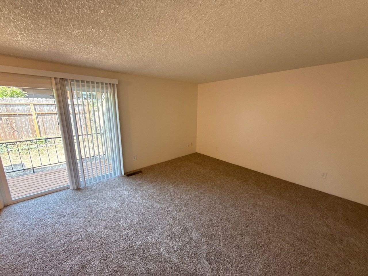 621 Glen Creek Rd Nw - Photo 5 of 26