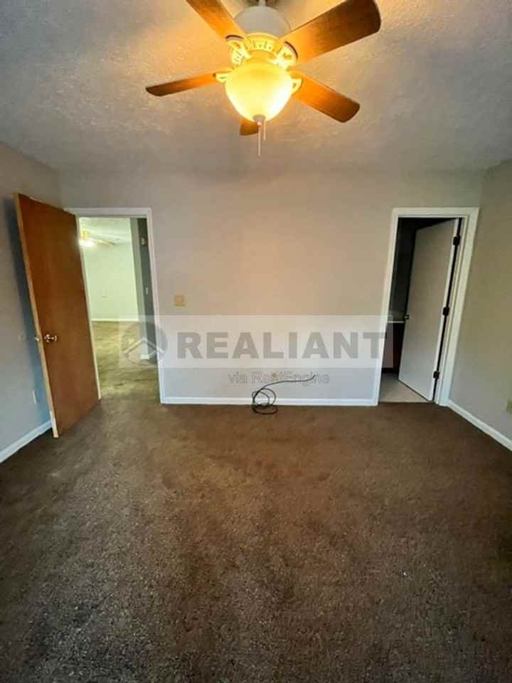 247 Centennial Dr #2C - Photo 7 of 11