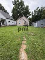 featured image of 1327 W 32nd St