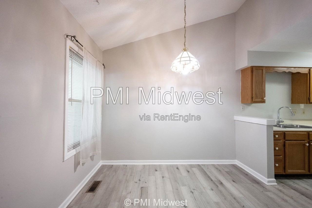 100 E King St - Photo 7 of 24