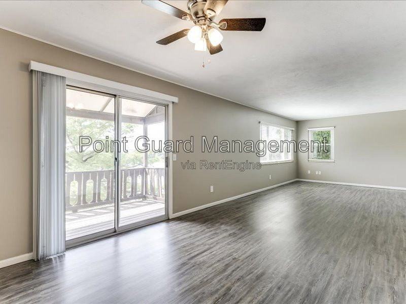 1945 N Porter Ave #260 - Photo 2 of 40