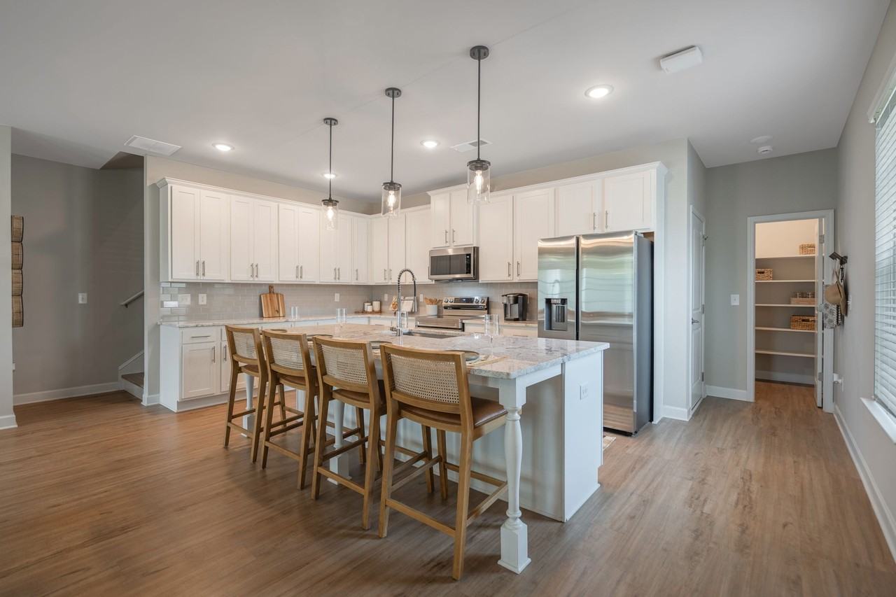 Tessa Jodeco Townhomes - Photo 4 of 50