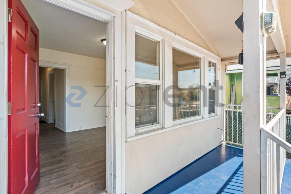 1253 84th Ave - Photo 5 of 22