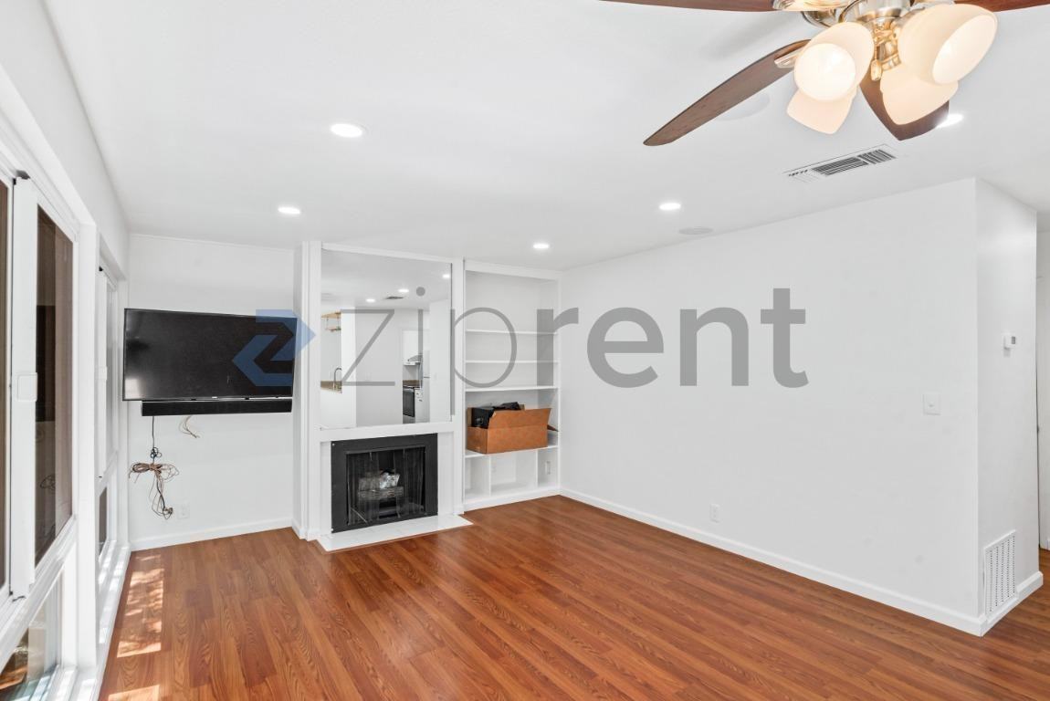 2101 Vanderslice Ct #14 - Photo 6 of 33